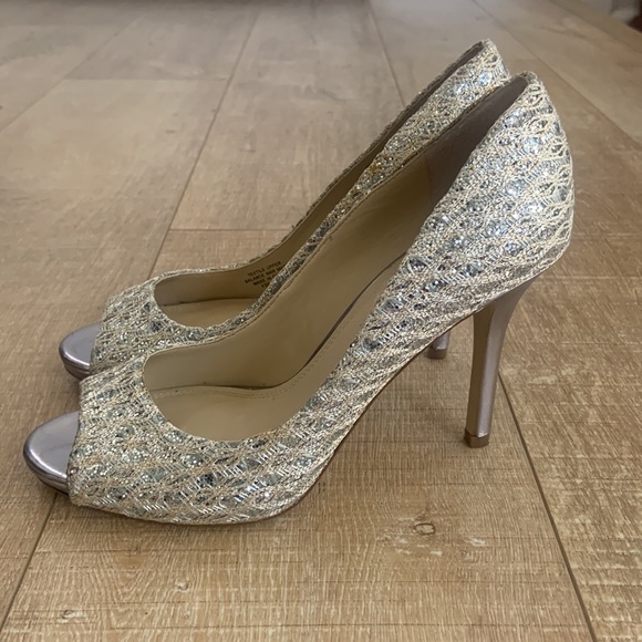 Enzo Angiolini 3” sparkle heels - Picture 4 of 5